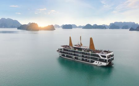 Ha Long Full Day With La Regina Cruise- 5 Stars