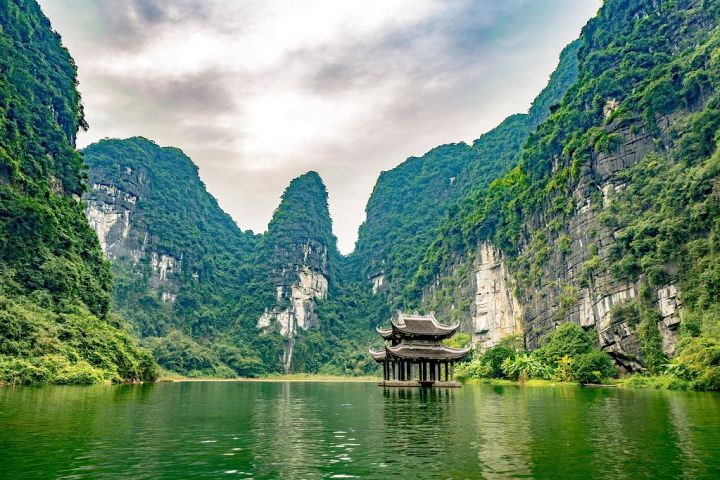 Luxury Ninh Binh - Ha Long Bay 5 Stars Cruise 3D2N