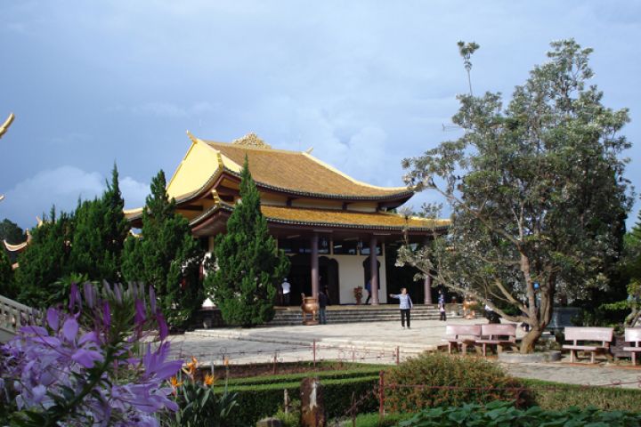 Hà Nội- Ninh Bình: Lễ Chùa Bái Đính