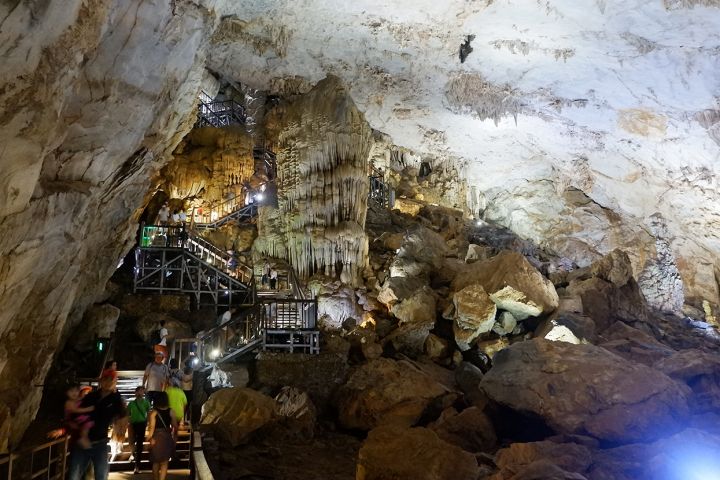 Paradise Cave- Dark Cave Full Day From Dong Hoi/ Phong Nha