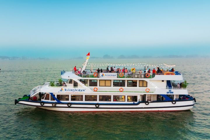 Ha Long Full Day With Excursion Cruise - 5 Stars