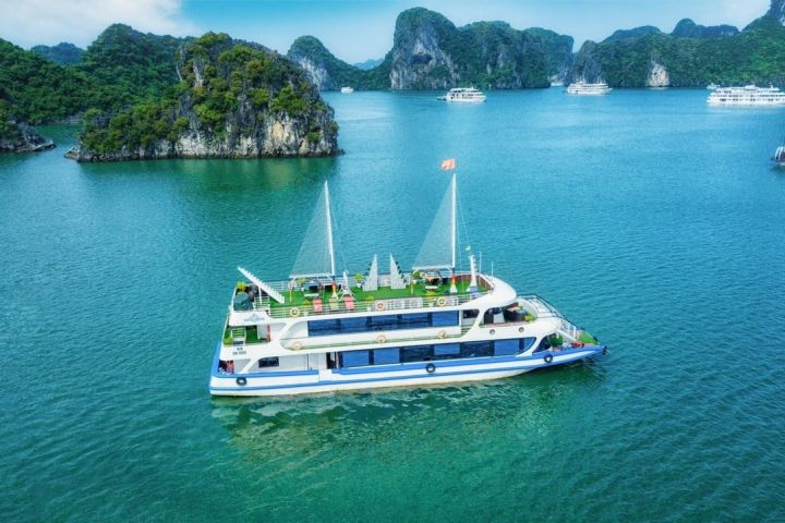 Ha Long Full Day With Queen Cruise - 5 Stars