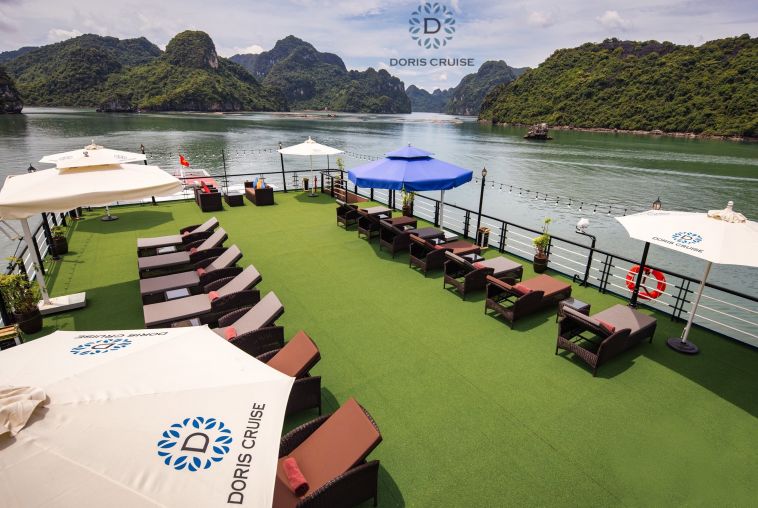 14.-Sundeck
